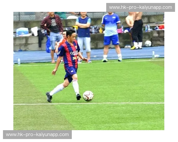 绿茵之巅的巅峰对话：恒大与东方香港的足球情缘与时代回响