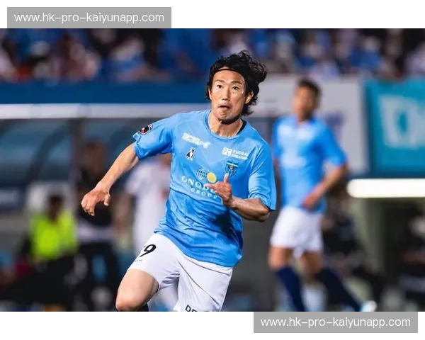 横滨水手vs神户胜利船:J联赛经典对决,蓝色德比的荣耀之战!